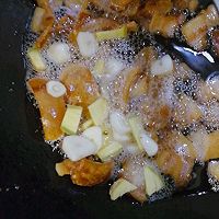 腊肉炒杂菜的做法图解3