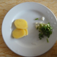 菌菇莴笋牛肉丸汤的做法图解3