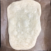 #硬核菜谱制作人#菌菇西兰花脆底披萨的做法图解3