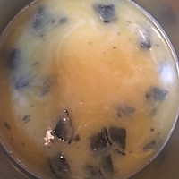鸡蛋皮蛋肠的做法图解2