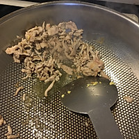 辣白菜肉丝炒饭的做法图解5