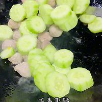 #寻味外婆乡，香聚中国年#牛肉丸煮青瓜的做法图解4