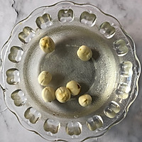 莲子黄豆浆的做法图解1