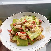 五花肉炒黄瓜