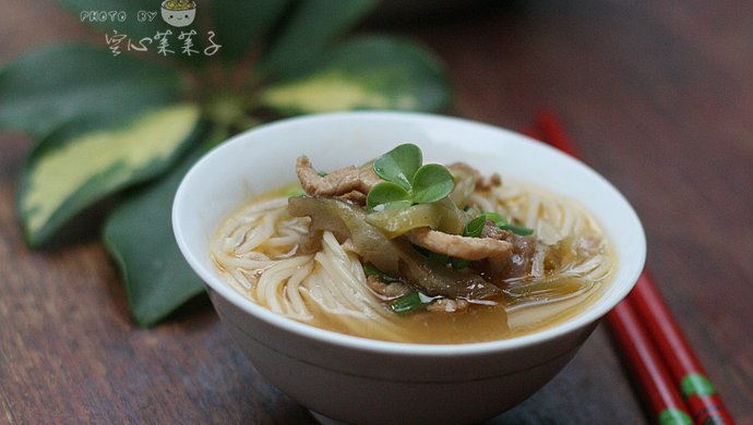 榨菜肉丝面