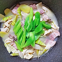 鲜掉眉毛的腌笃鲜的做法图解10