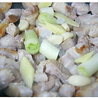 3月，春笋正当季，做道超美味的春笋焖肉，才不辜负这个春天～的做法图解4
