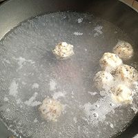 木耳鱼丸的做法图解4