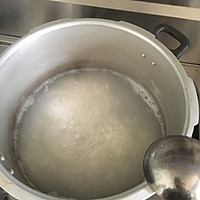 猪肝瘦肉粥的做法图解3