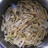 冰箱减肥记之手剥笋炒猪肚的做法图解3