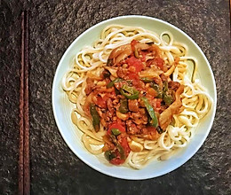 美味快手餐：蘑菇肉拌面的做法