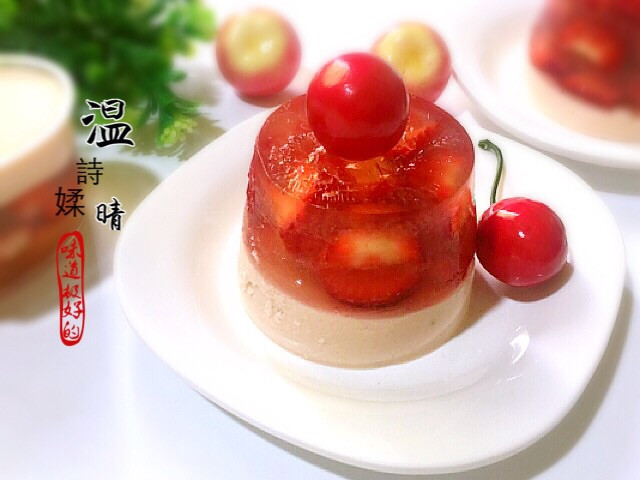 草莓果冻芝士杯的做法