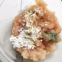 皮脆多汁的鸡丝韭黄春卷的做法图解3