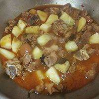 土豆烧蹄髈的做法图解7