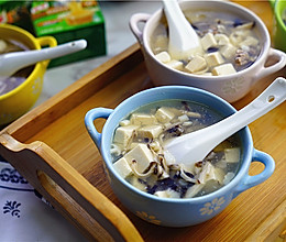 菌菇牛肉豆腐汤的做法