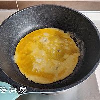 刘畊宏女孩们最爱的菜-无米蛋炒饭的做法图解3
