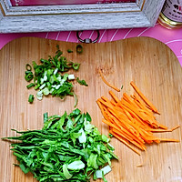 宝宝辅食——蔬菜面线的做法图解2