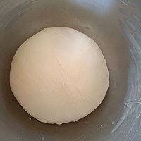 #年夜饭菜谱#芋泥麻薯软欧包的做法图解5