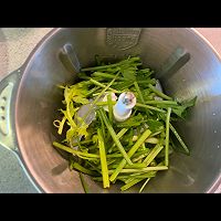 #名厨汁味正当夏#芹菜肉饺子的做法图解5