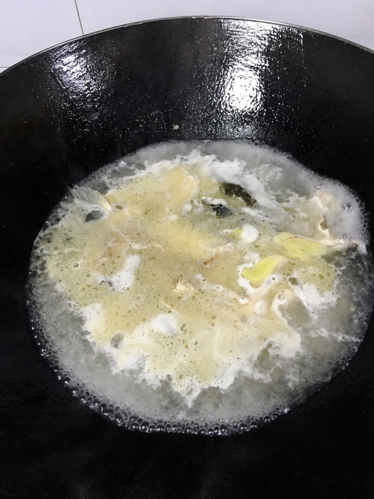 酸笋番茄鱼的做法图解3
