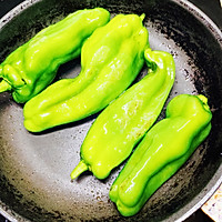 青椒皮蛋的做法图解2