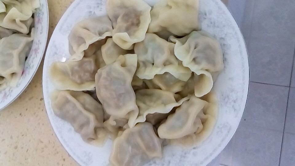 胡萝卜玉米馅饺子的做法图解4