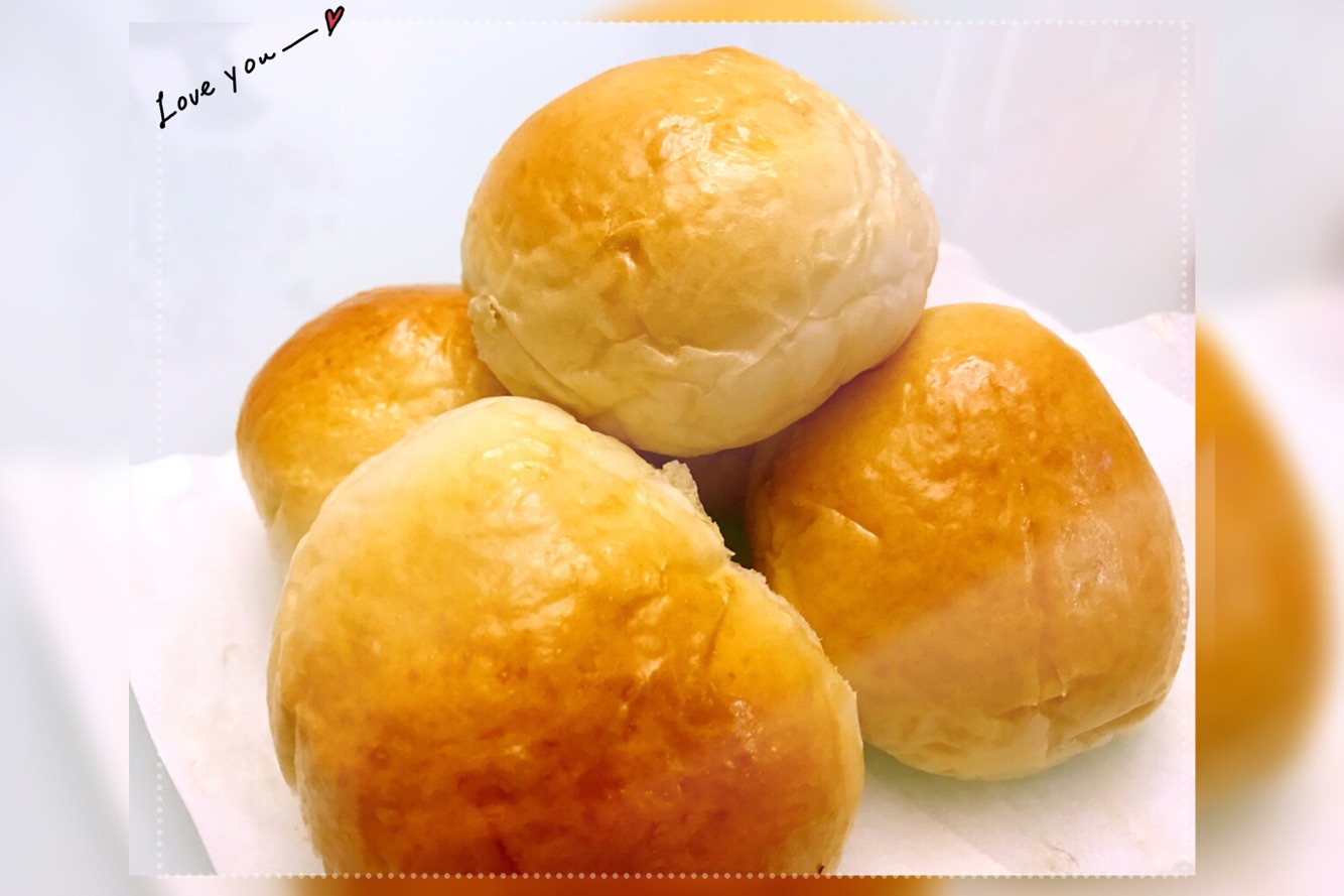奶香小餐包～附面包机揉面技巧