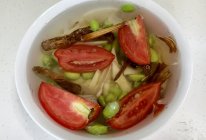 夏日特有的杭州味道～干菜梗鞭笋消暑汤的做法