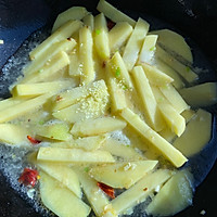营养美味素菜小白菜炒土豆泥的做法图解4