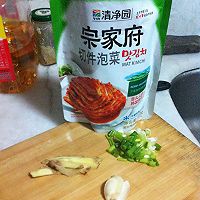 懒人版韩国泡菜锅的做法图解2