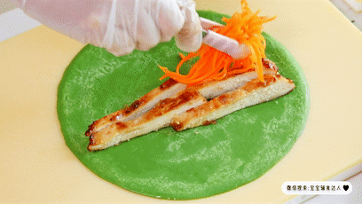 菠菜鸡肉卷饼【宝宝辅食】的做法图解8