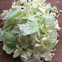 辣爆圆白菜的做法图解1