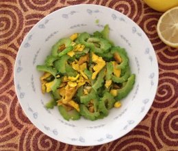 苦瓜炒鸡蛋的做法