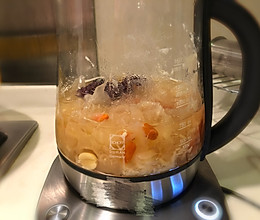 soup-银耳百合莲子羹的做法