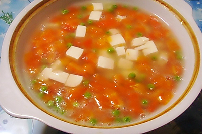 莎吉亚小编推荐-西红柿豆腐汤的做法