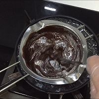 鲜果火龙果慕斯芝士巧克力蛋糕的做法图解11