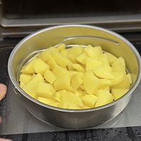 大师级 奶香醇土豆泥的做法图解3