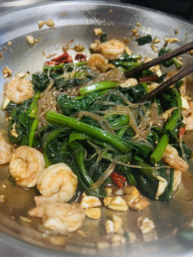菠菜虾仁拌粉丝的做法