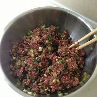 牛肉饼的做法图解2