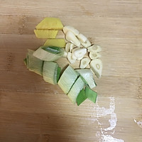 芋头烧排骨的做法图解2