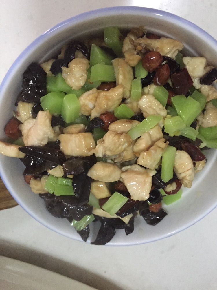宫保鸡丁