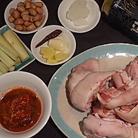 巧用香茅——南乳花生啤酒猪蹄的做法图解1
