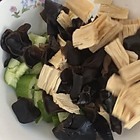 #解腻开胃就吃它#拍黄瓜拌腐竹的做法图解6