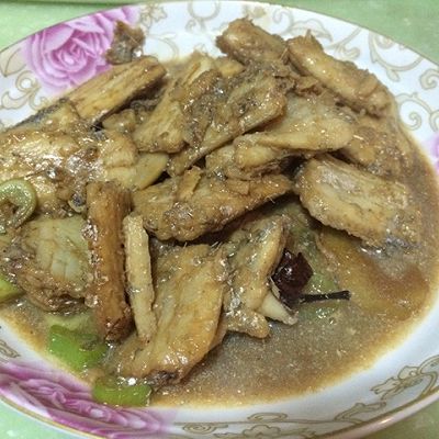 炖带鱼
