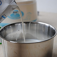 东菱酸奶机之芒果蜜豆酸奶冻的做法图解2