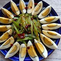 #轻食季怎么吃#鸡蛋与芹菜的绝美搭配的做法图解9
