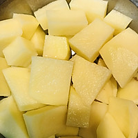 番茄土豆炖牛腩～下两碗饭的做法图解3