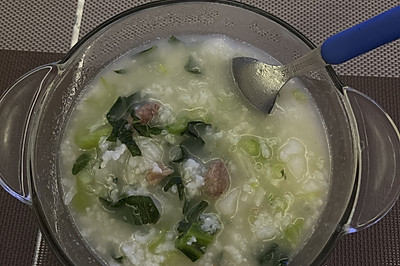 山药瘦肉青菜粥