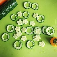 宝宝辅食--时蔬卡通意面的做法图解2