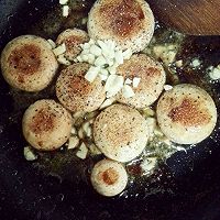 蒜香蘑菇~孤独的美食家的做法图解4